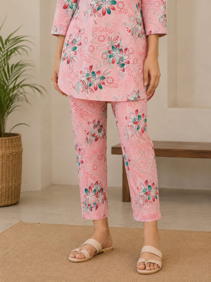 Women's Baby Pink Floral Printed Pure Cotton Short Tunic with Pant Co-ord Set (2-Piece Set)